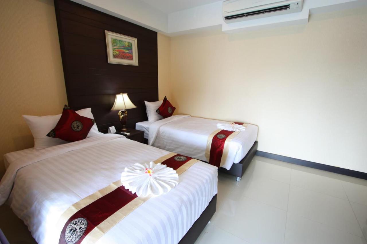 Valhalla Pattaya Hotel Jomtien Beach Esterno foto