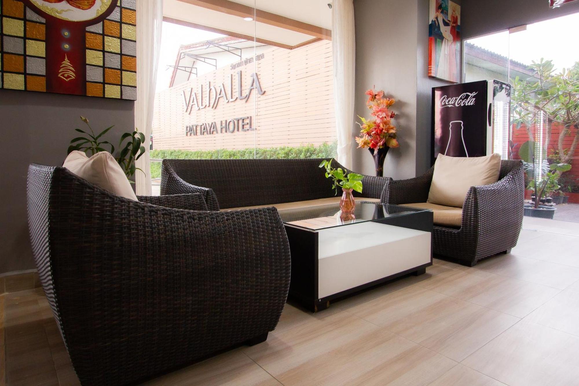 Valhalla Pattaya Hotel Jomtien Beach Esterno foto