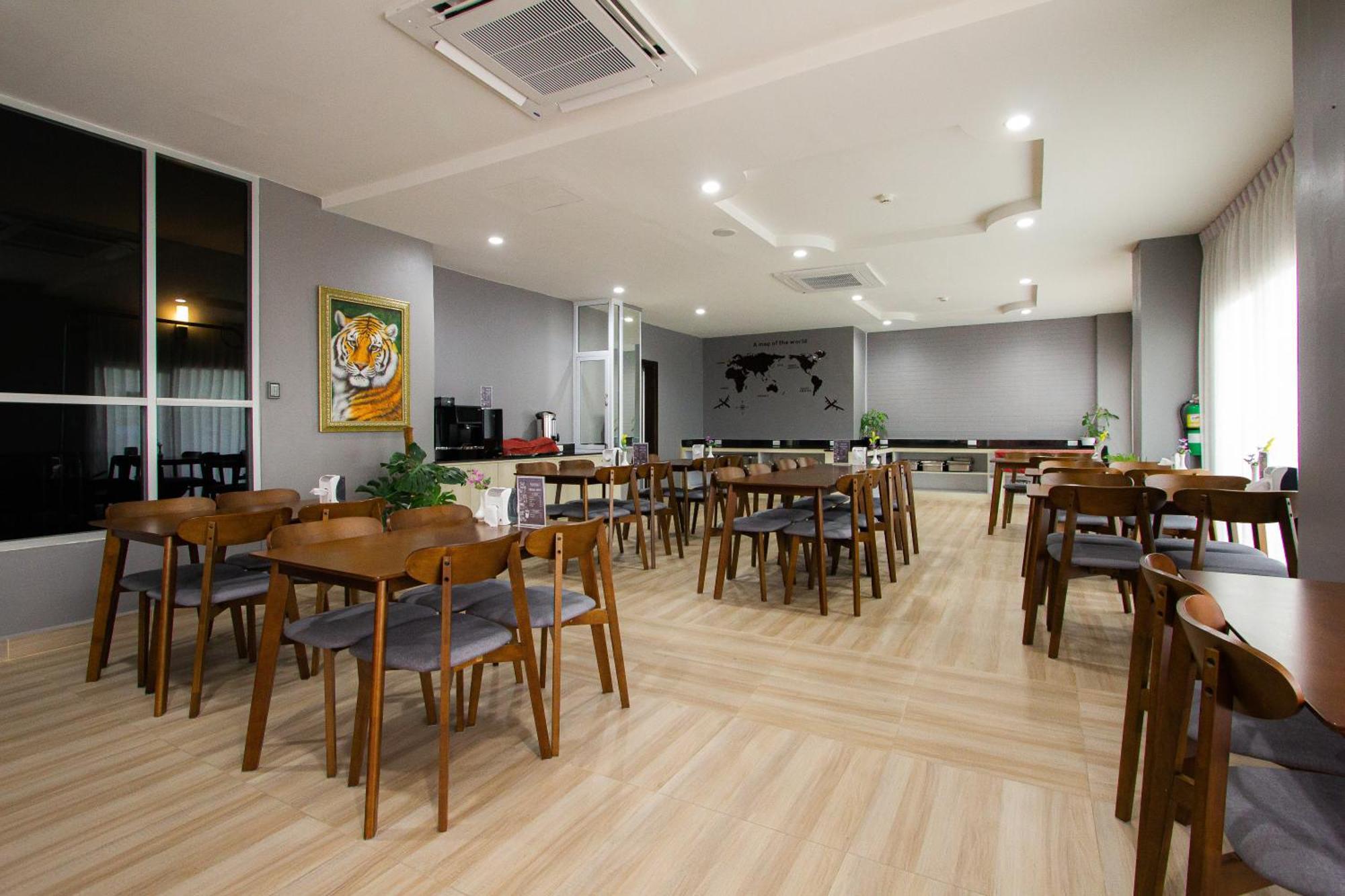 Valhalla Pattaya Hotel Jomtien Beach Esterno foto